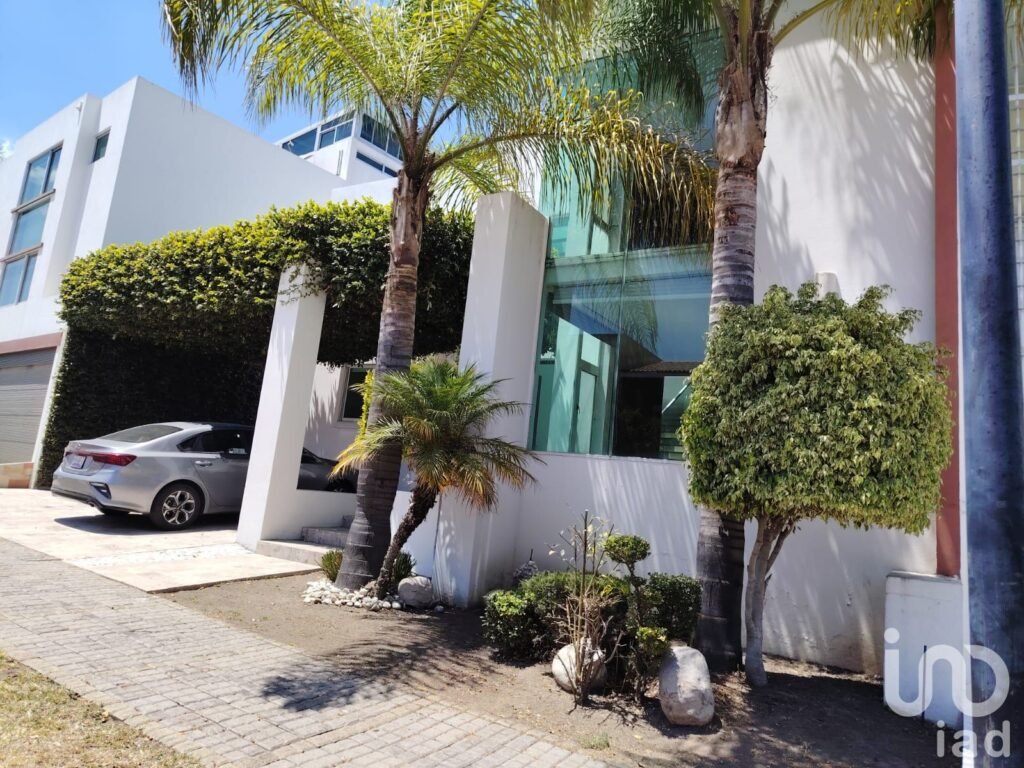 VENTA DE CASA EN LA ISLA 1 LOMAS DE ANGELOPOLIS