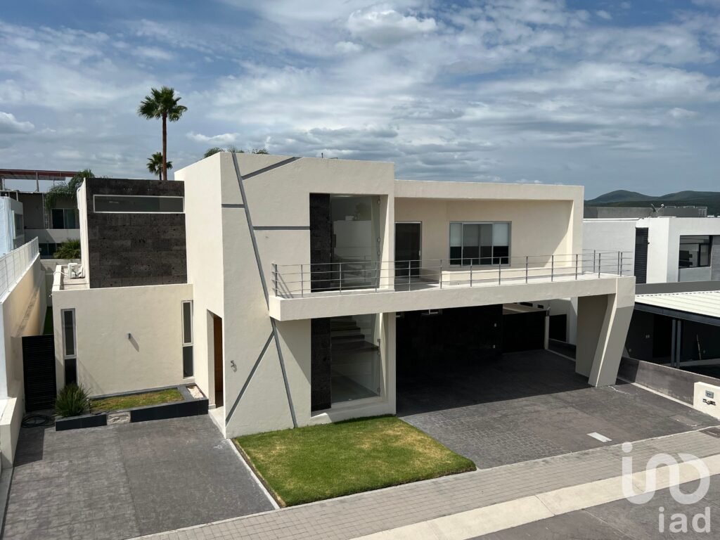 BALCONES DE JURIQUILLA CASA EN VENTA