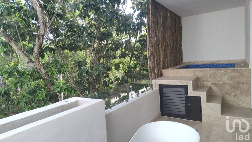 DEPARTAMENTO AMUEBLADO EN RENTA EN AVENIDA PRINCIPAL ALDEA ZAMA TULUM Q R
