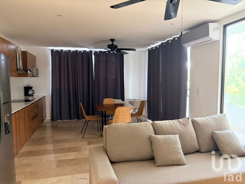 DEPARTAMENTO AMUEBLADO EN RENTA EN AVENIDA PRINCIPAL ALDEA ZAMA TULUM Q R
