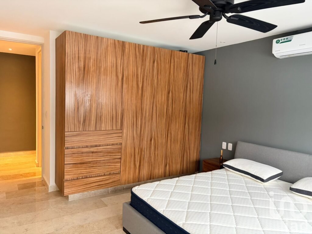 DEPARTAMENTO AMUEBLADO EN RENTA EN AVENIDA PRINCIPAL ALDEA ZAMA TULUM Q R