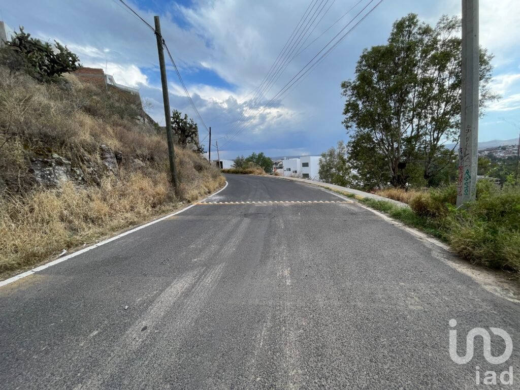 Terreno en Venta, Los Remedios, Magnificas Vistas y Disfrute del Parque Guadiana.