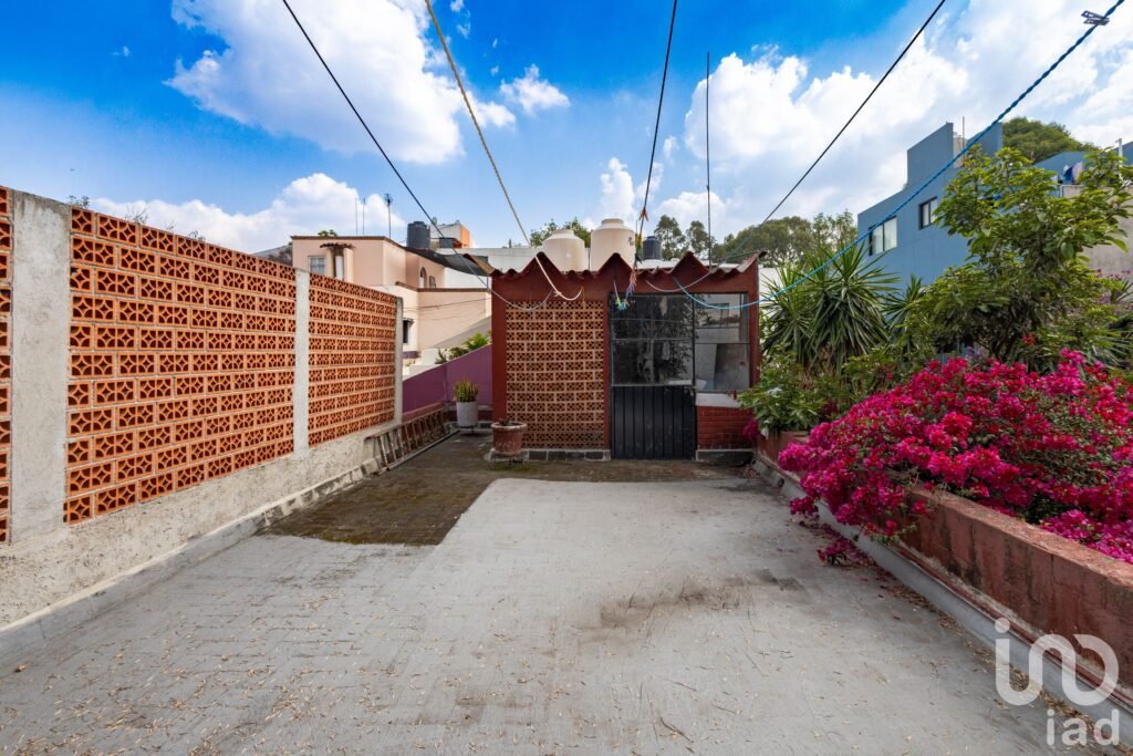 CASA PARA REMODELAR O PROYECTO DÚPLEX EN COYOACÁN A 5 MIN DE LA UNAM Y OASIS CENTRO COMERCIAL