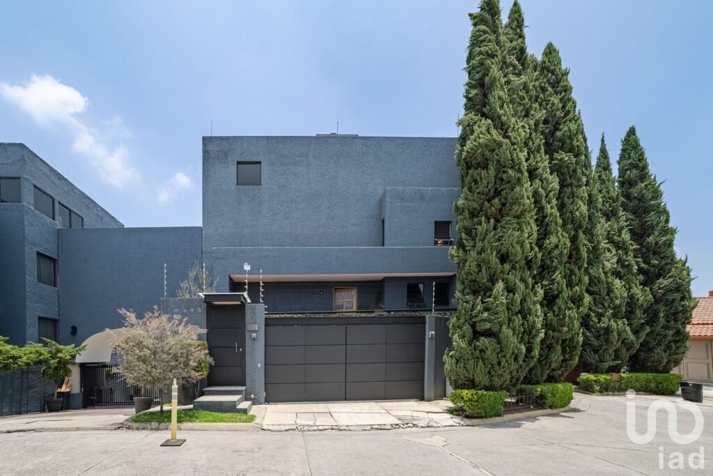 Casa en condominio en venta en Cerrada en Parque de la Coruña, Parques de la Herradura, Huixquilucan