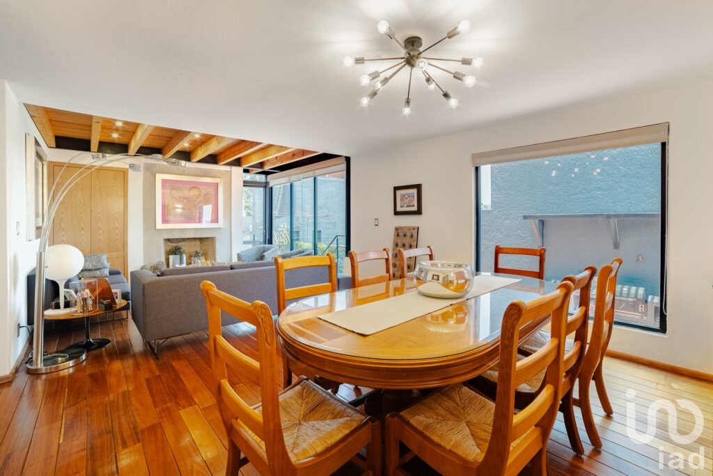 Casa en condominio en venta en Cerrada en Parque de la Coruña, Parques de la Herradura, Huixquilucan