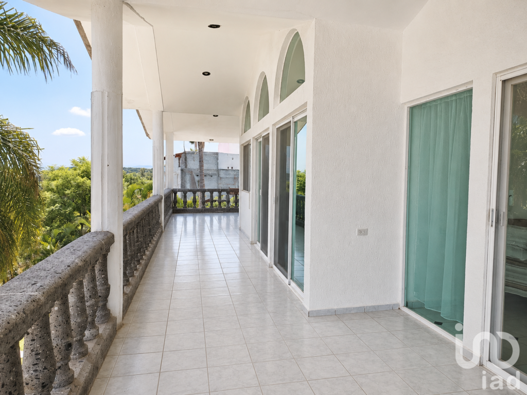 Casa en VENTA, Huertas La Joya, Querétaro. Amplio terreno con casa y departamento