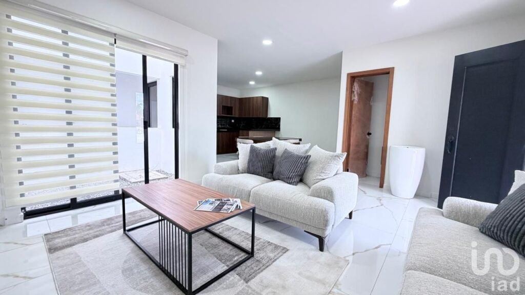 Casa 3 Recámaras en Venta — Residencial Los Santos California