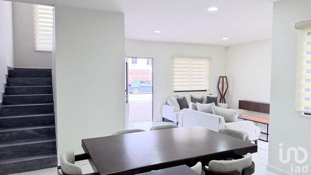 Casa 3 Recámaras en Venta — Residencial Los Santos California