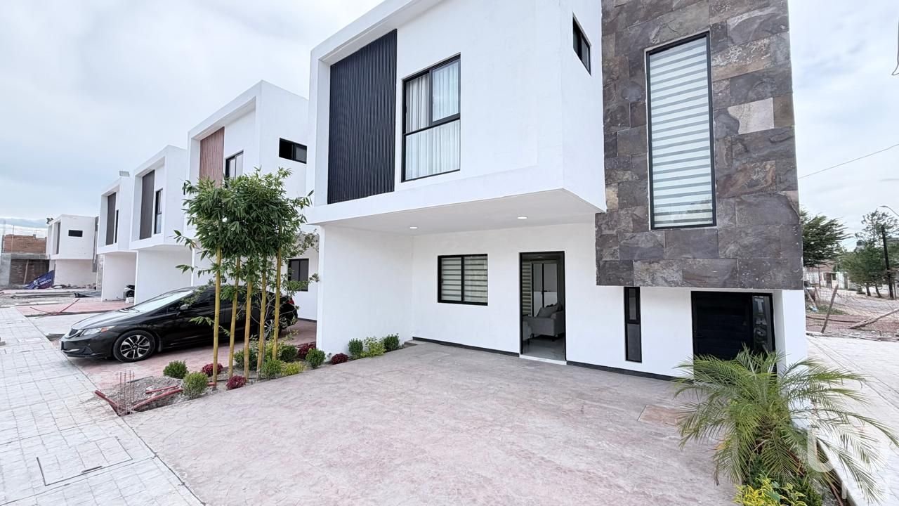 Casa 3 Recámaras en Venta — Residencial Los Santos California Casa 3 Recámaras en Venta — Residencial Los Santos California