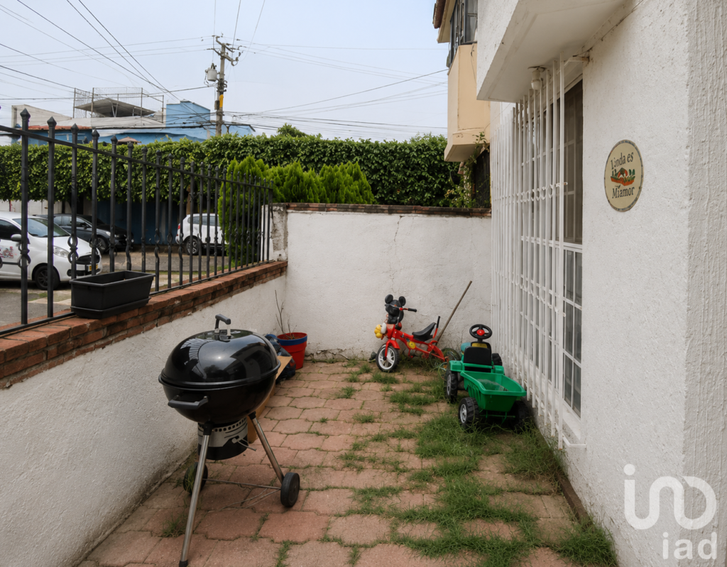 Casa en Prolongación Pino Suarez 459, Residencial Frondoso, Cp 76170, Querétaro