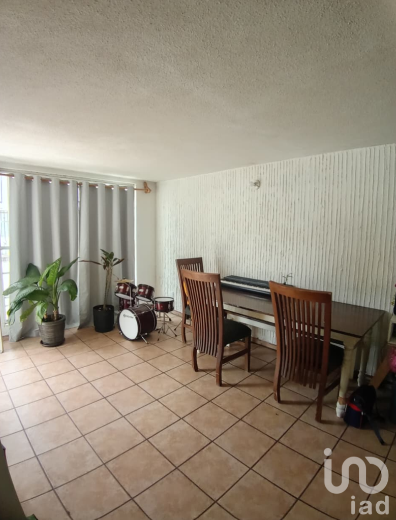 Casa en Prolongación Pino Suarez 459, Residencial Frondoso, Cp 76170, Querétaro