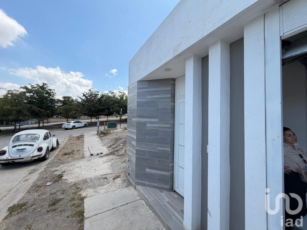 CASA EN VENTA FRACCIONAMIENTO MONTE VERDE MAZATLAN
