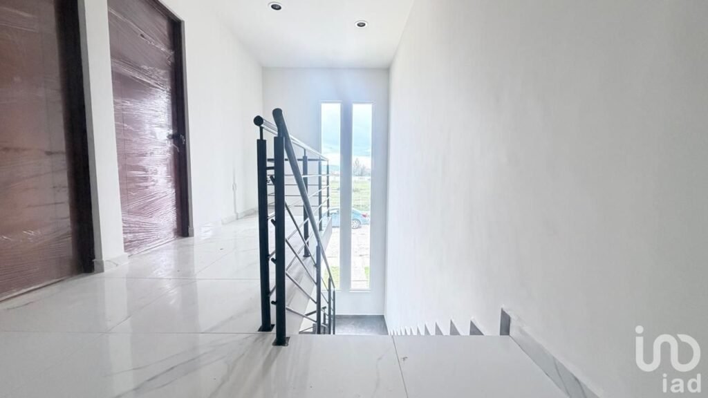 Casa Moderna en Venta con Recámara en Planta Baja – Fracc. Bicentenario, Durango