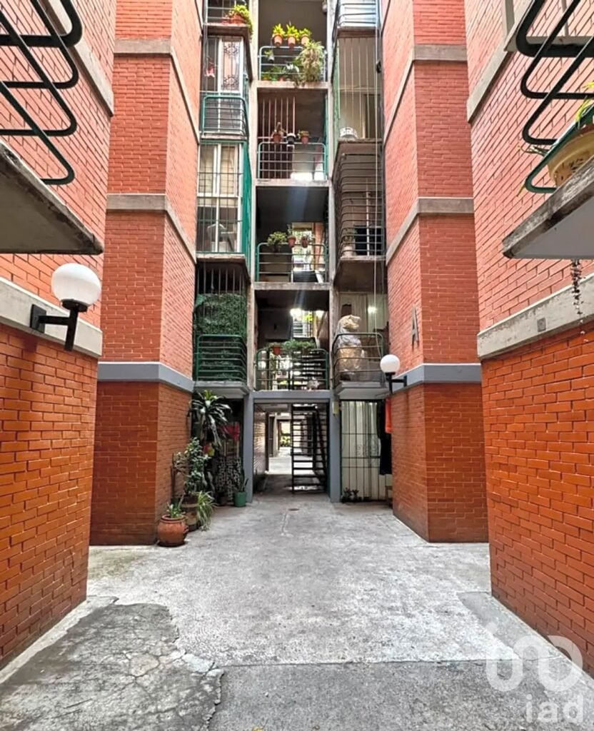 Departamento Dúplex en Anáhuac I sección