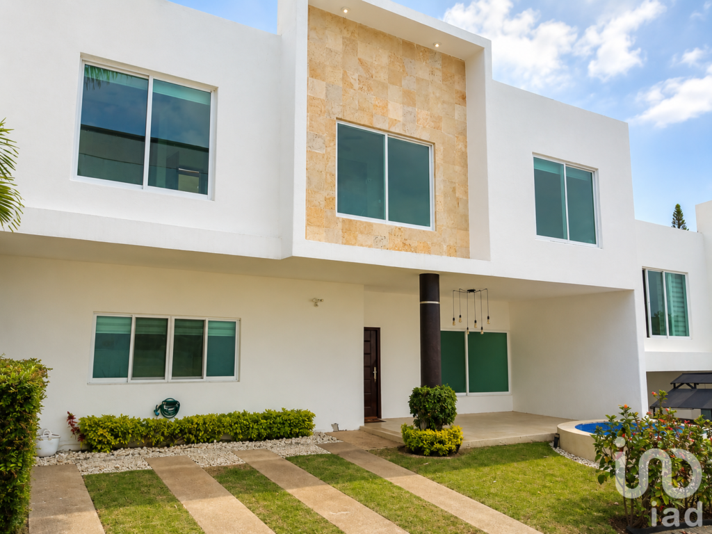 Casa en venta Lomas de Atzingo Cuernavaca, en privada de solo 4 casas