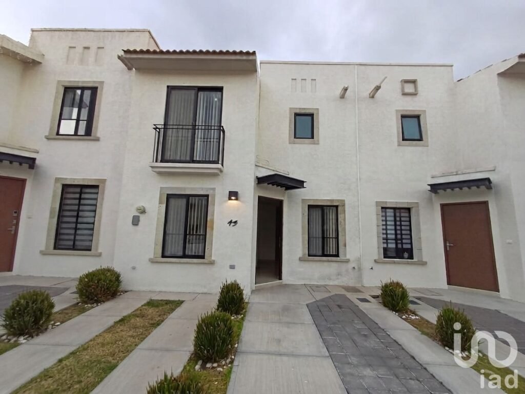 CASA EN VENTA LIMONCELLO. ZAKIA, QRO