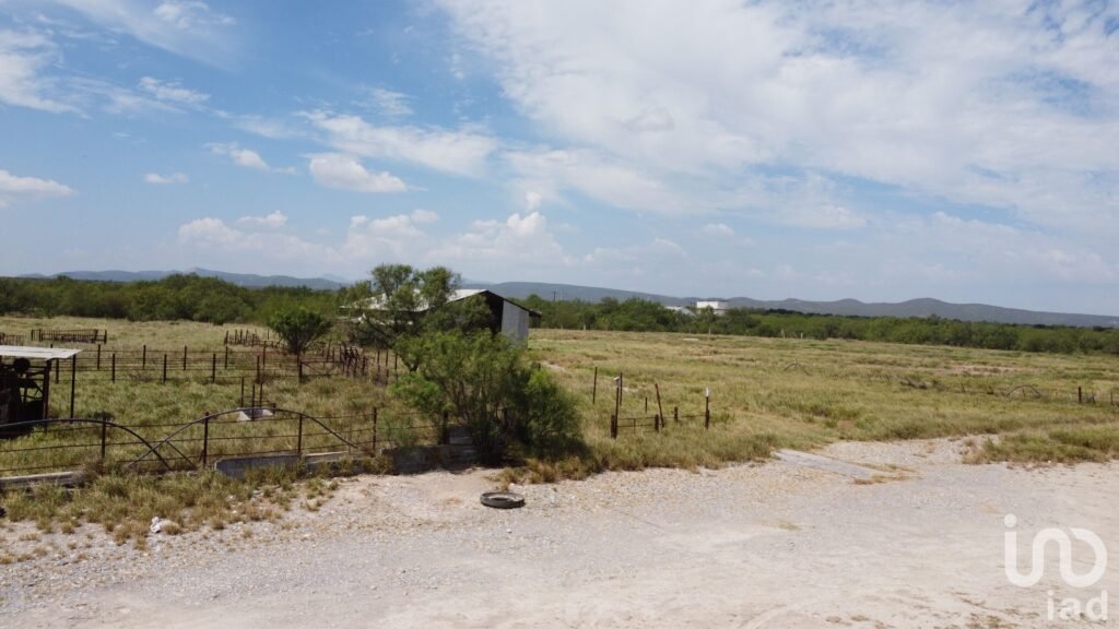 Terreno industrial de 45 ha en Salinas Victoria, a minutos de Hofusan y vía férrea