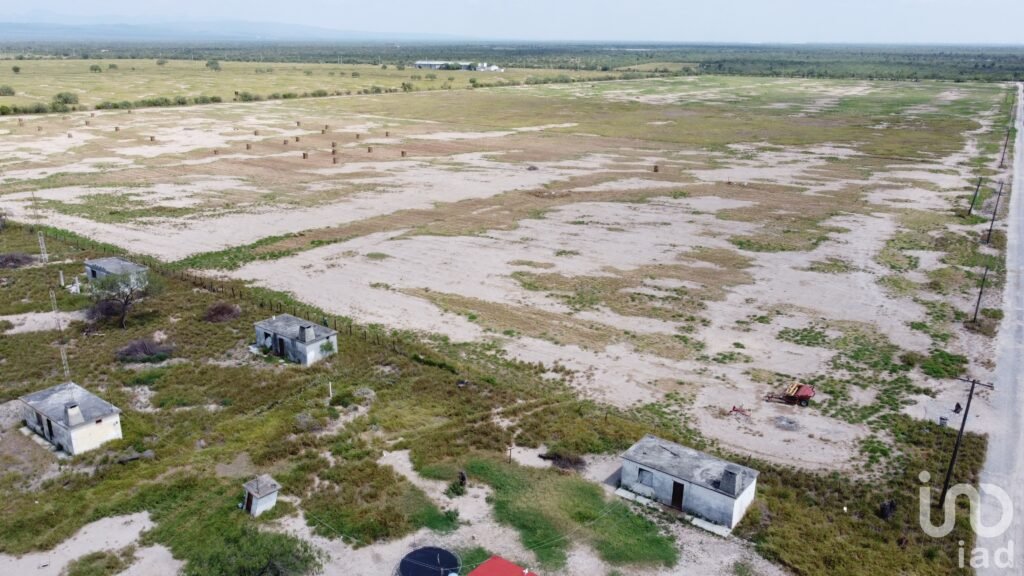 Terreno industrial de 45 ha en Salinas Victoria, a minutos de Hofusan y vía férrea