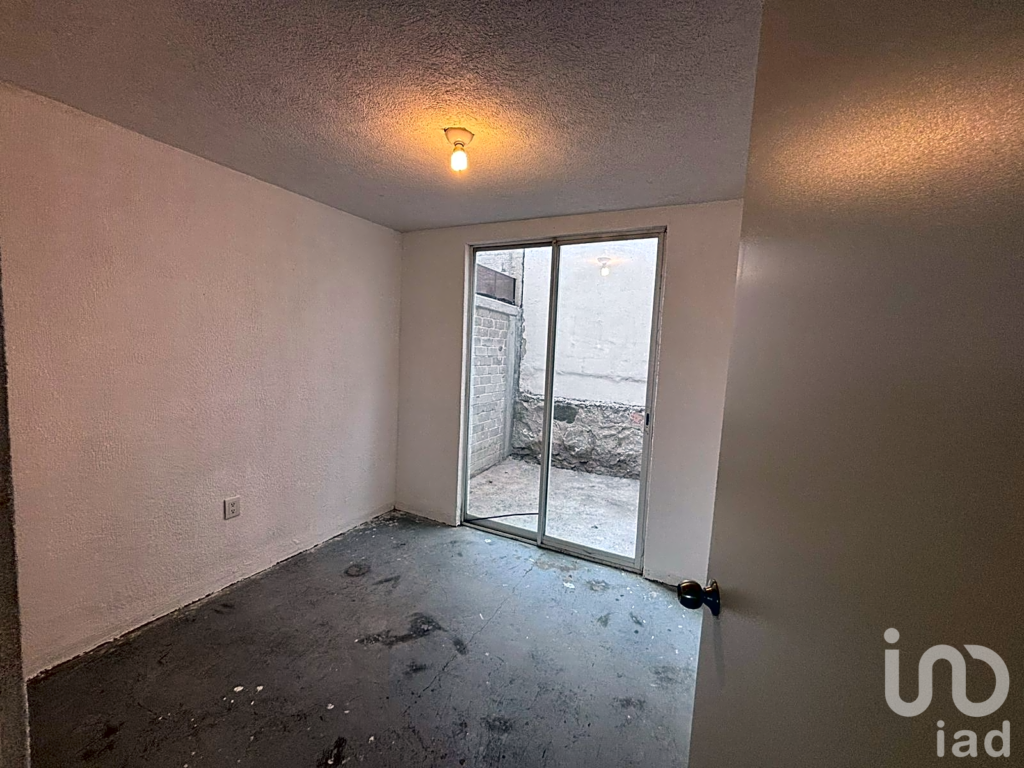 CASA DUPLEX EN VENTA, TORRES DORADAS, LEÓN, GTO.