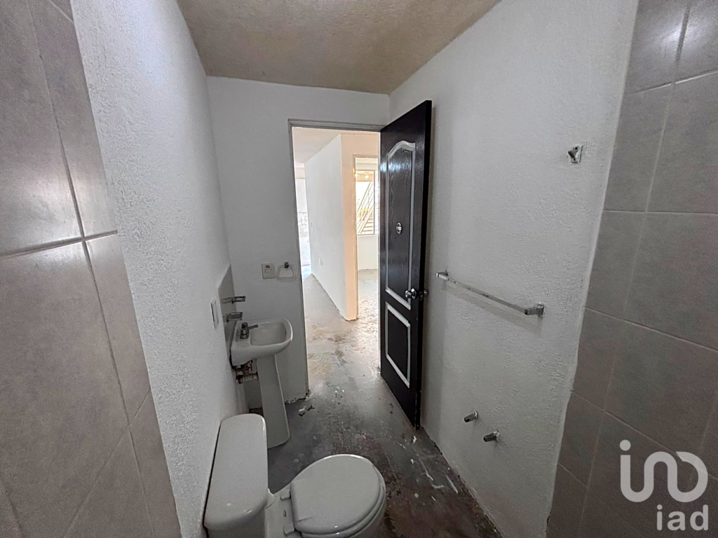 CASA DUPLEX EN VENTA, TORRES DORADAS, LEÓN, GTO.