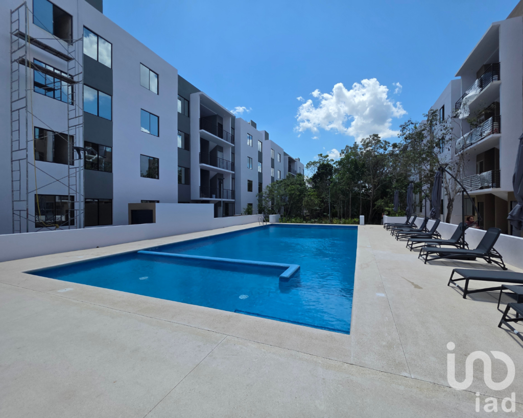 Se Vende Departamento Nuevo en Cancún - Planta Baja de 3 Recámaras - Av. 127 y Huayacán - Amenidades