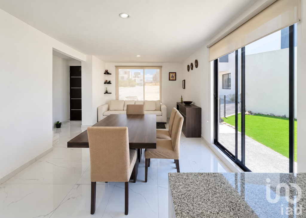 Casa en RENTA, Adara Lifestyle, El Marqués, Querétaro. Amueblada, 3 recámaras y terraza con asador