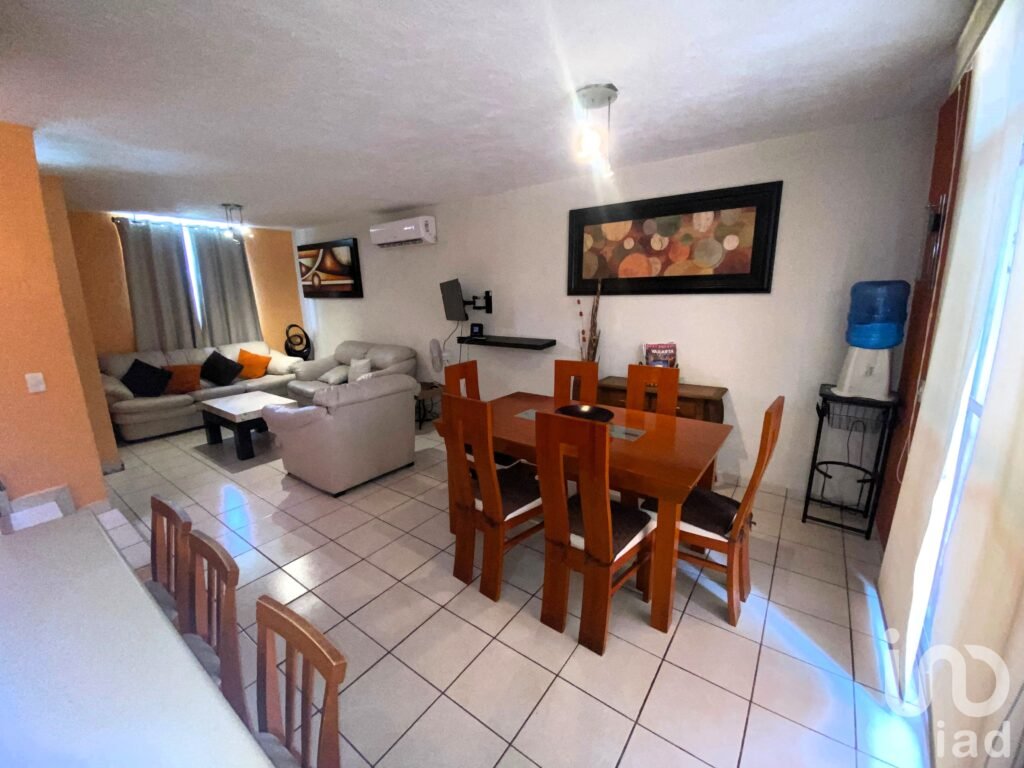 Casa en Renta en Residencial en Terralta, Bucerias Nayarit, seguridad privada y cercanía a la playa.