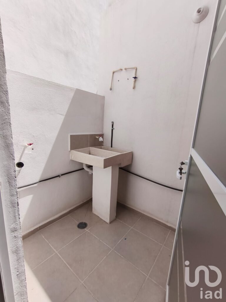 Departamento en Venta en Tarímbaro, cerca de Metrópolis con acceso controlado y áreas verdes