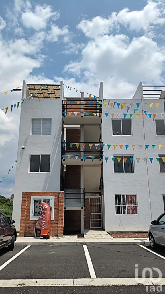 Departamento en Venta en Tarímbaro, cerca de Metrópolis con acceso controlado y áreas verdes