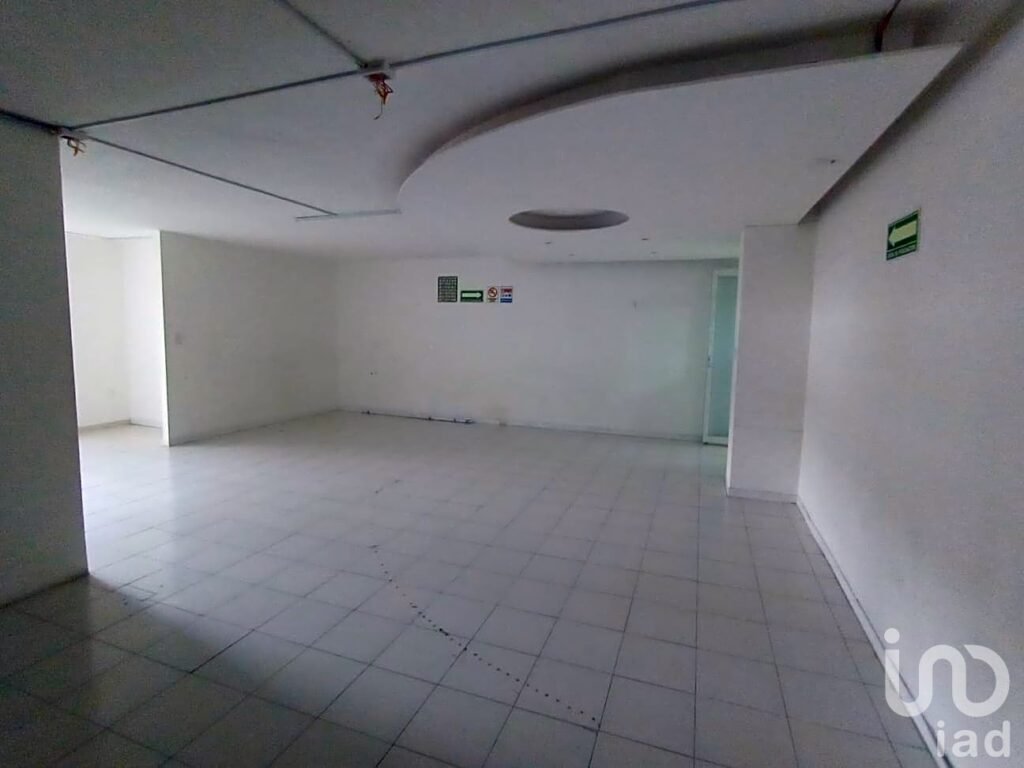Renta de Oficina Zona de Hospitales, Calzada de Tlapan 4585, Toriello Guerra 14050 CDMX