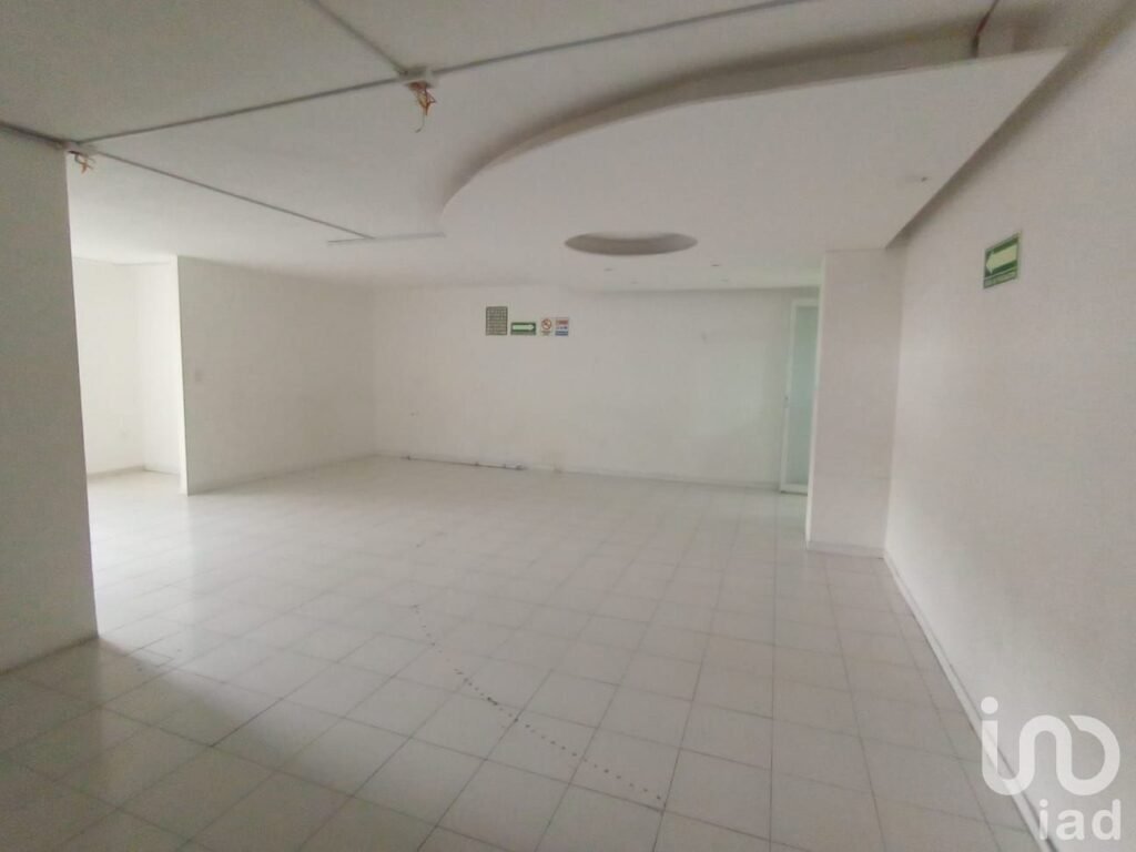 Renta de Oficina Zona de Hospitales, Calzada de Tlapan 4585, Toriello Guerra 14050 CDMX