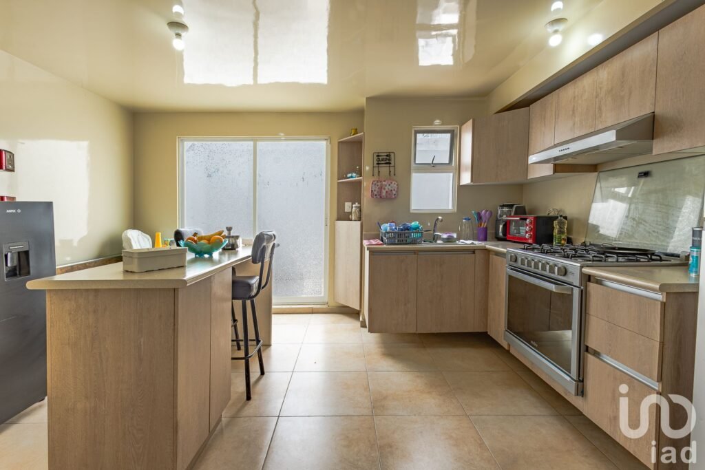 CASA EN VENTA EN LOS HEROES CHALCO