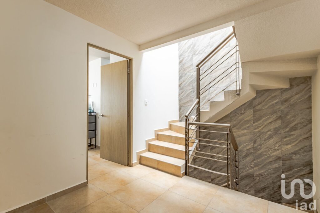 CASA EN VENTA EN LOS HEROES CHALCO