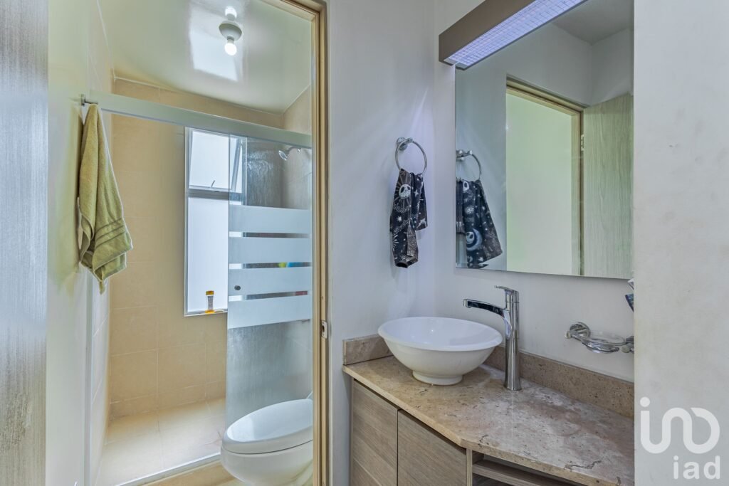CASA EN VENTA EN LOS HEROES CHALCO