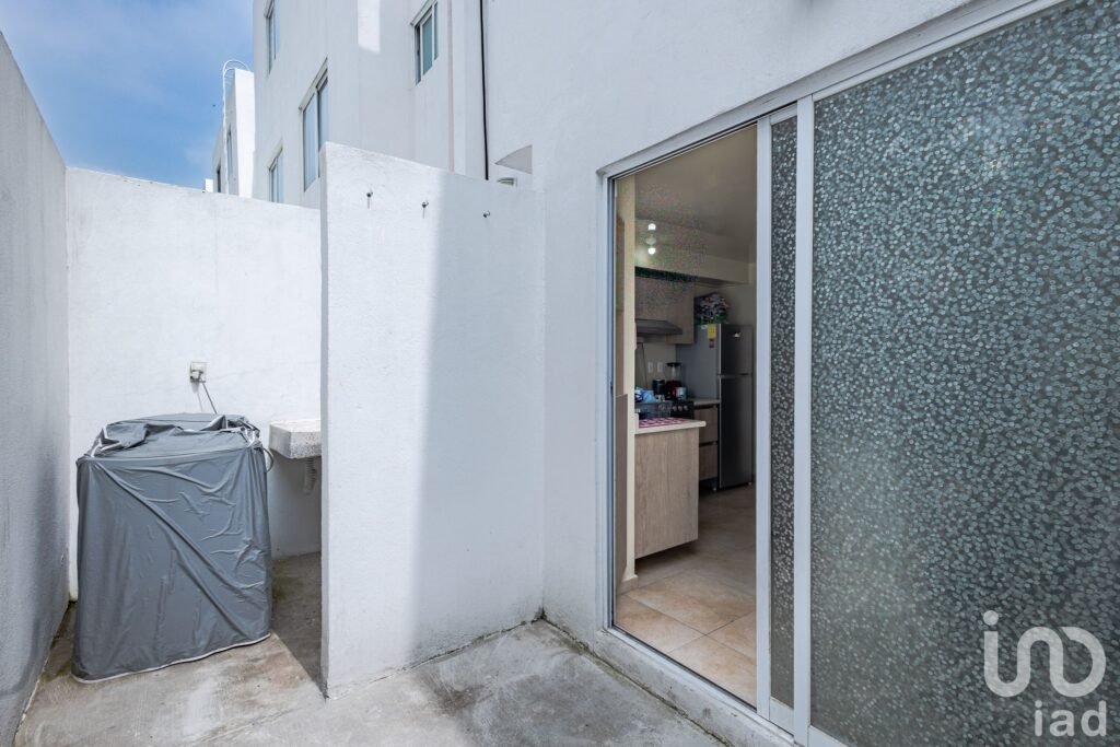 CASA EN VENTA EN LOS HEROES CHALCO
