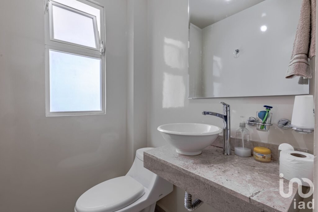 CASA EN VENTA EN LOS HEROES CHALCO