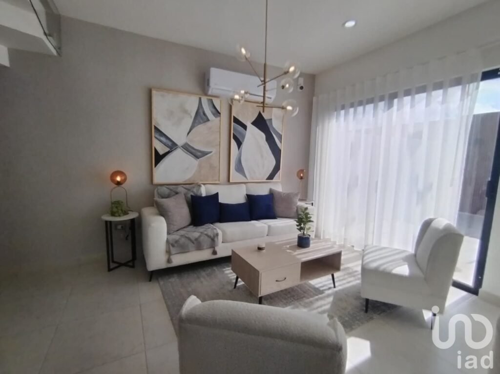 Casa en cerrrada con amenidades cerca de periferico de Torreón