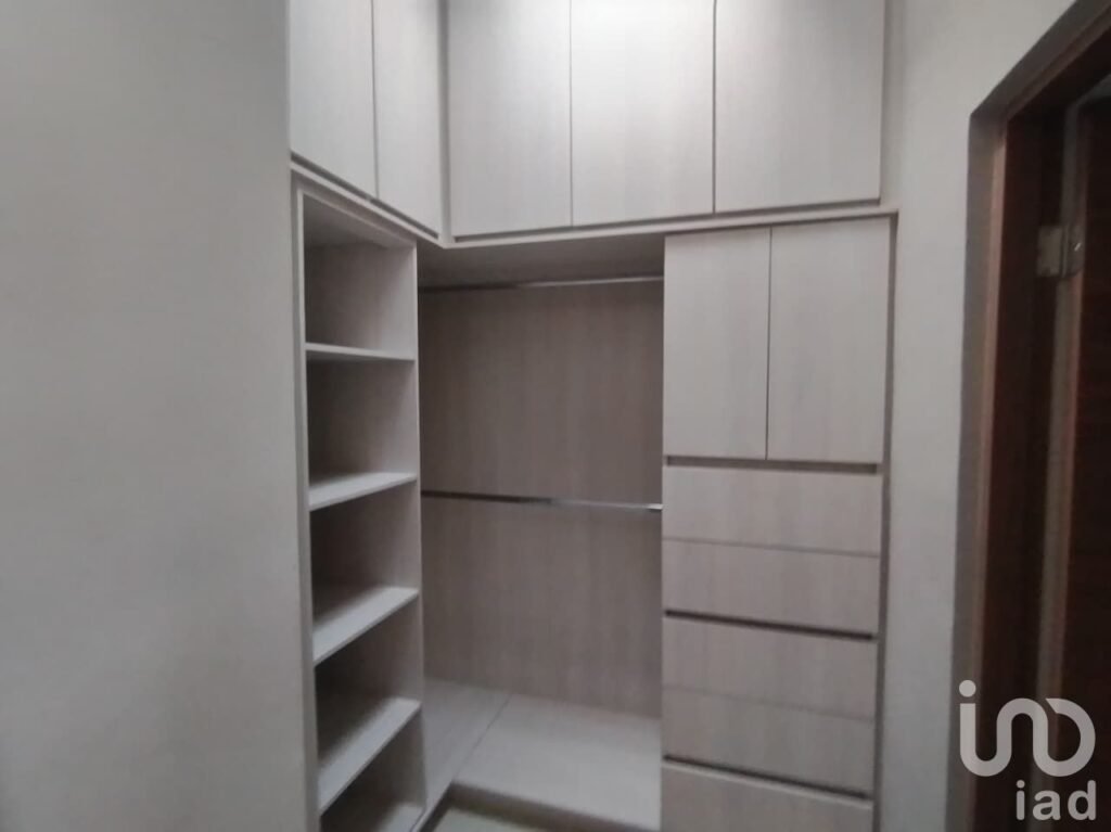 Casa en cerrrada con amenidades cerca de periferico de Torreón