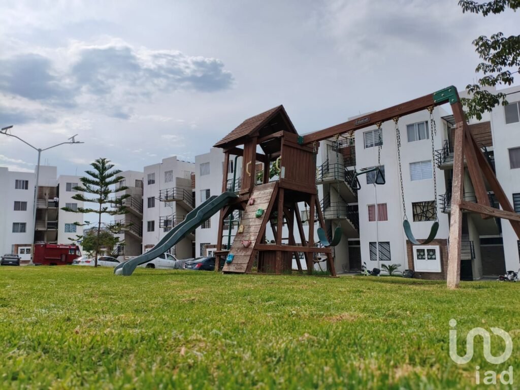 Departamento en Venta en El Trébol, Tarímbaro con Acceso Controlado y Áreas Verdes