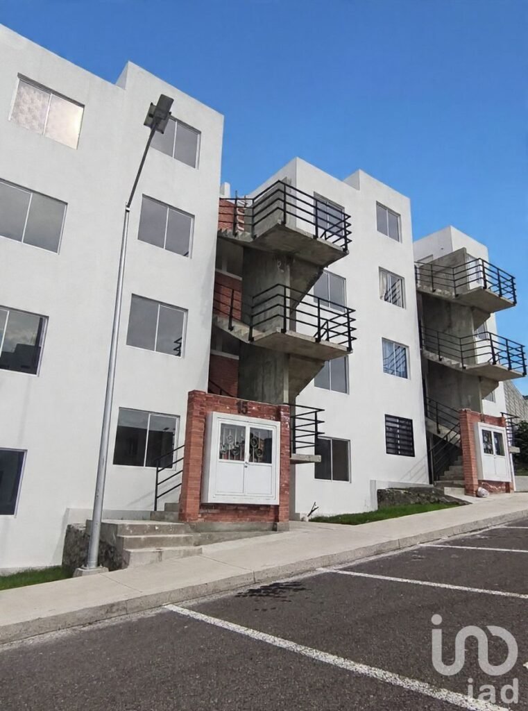 Departamento en Venta en El Trébol, Tarímbaro con Acceso Controlado y Áreas Verdes