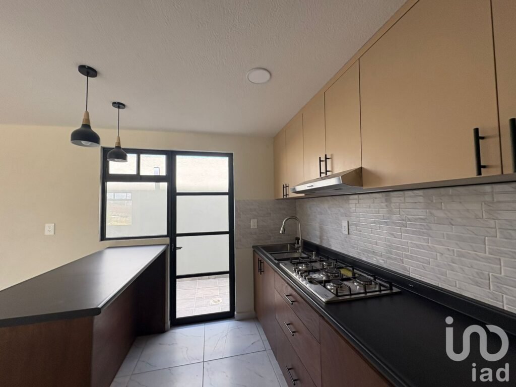 CASA NUEVA EN VENTA EN PACHUCA. HGO.
