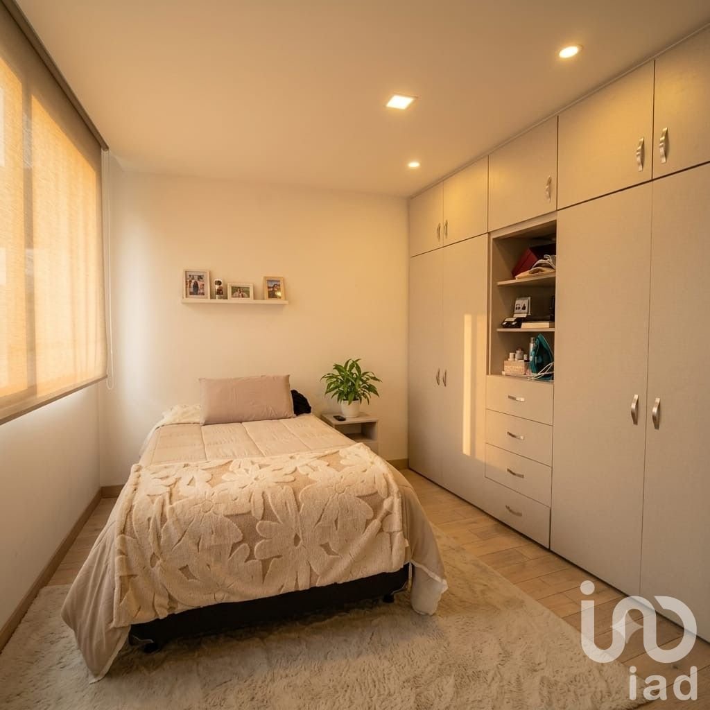 Venta de departamento en la del Valle Norte.