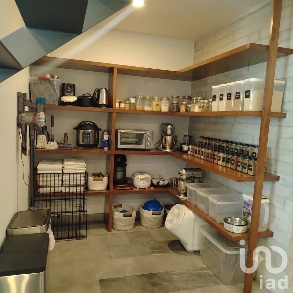 Venta de departamento en la del Valle Norte.