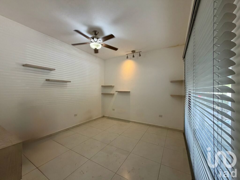 Renta Casa Residencial Aqua 3 recámaras, alberca