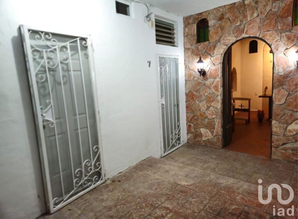 Venta de Casa en Cuautla con 10 Bungalows