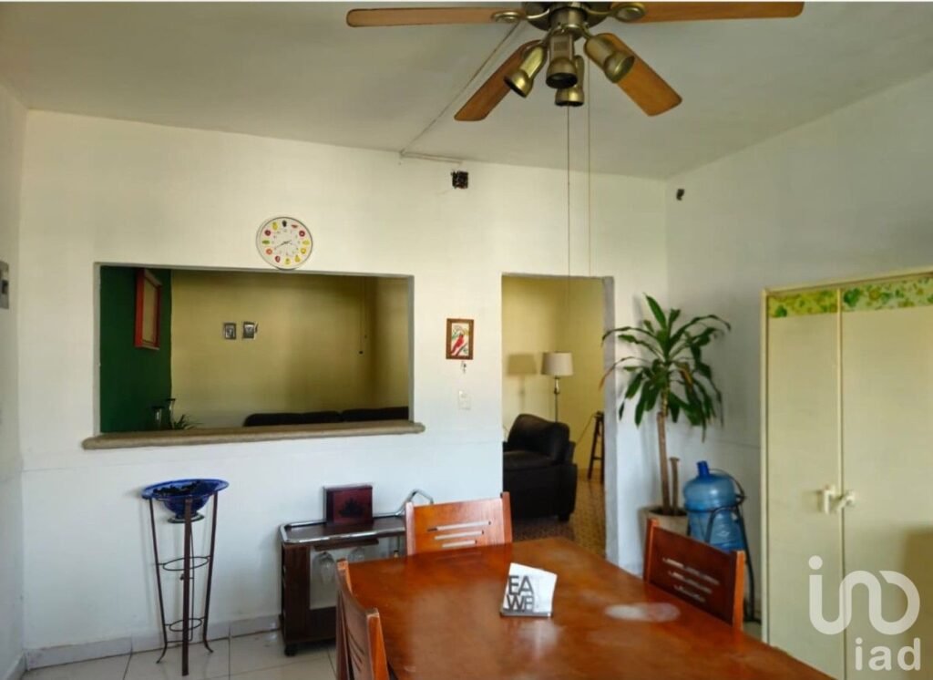 Venta de Casa en Cuautla con 10 Bungalows