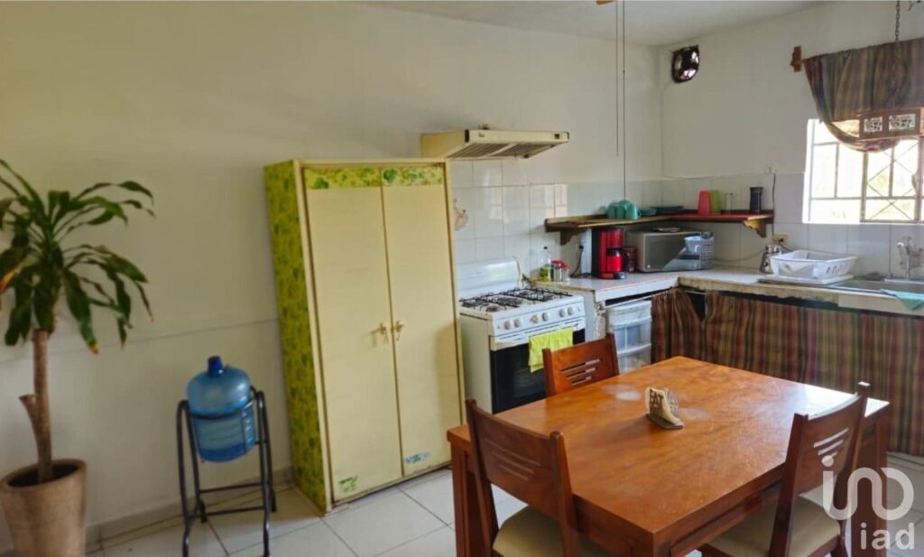 Venta de Casa en Cuautla con 10 Bungalows