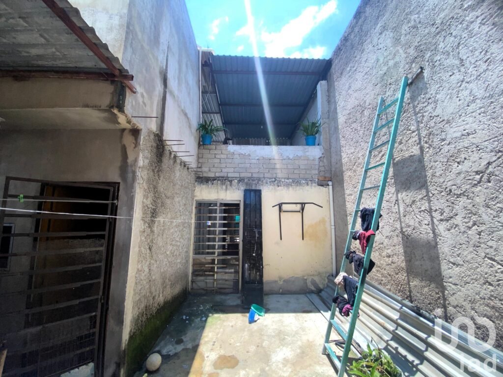 Casa en venta en Fracc. Aramara en Tepic; Excelente oportunidad de inversión.