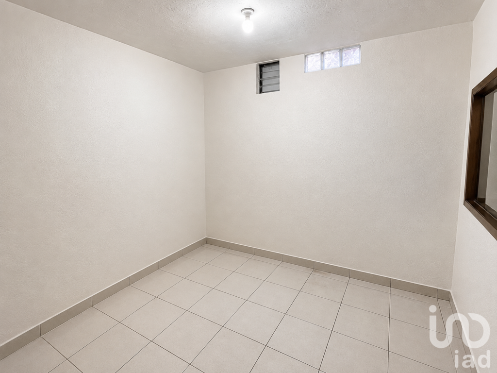 Casa en venta en Fracc. Aramara en Tepic; Excelente oportunidad de inversión.
