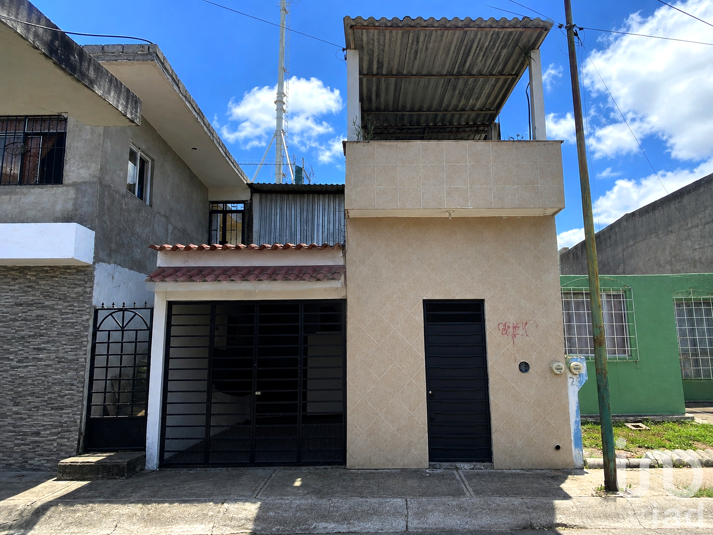 Casa en venta en Fracc. Aramara en Tepic; Excelente oportunidad de inversión.